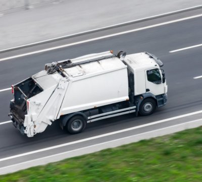 Śmieciarki jednokomorowe 2