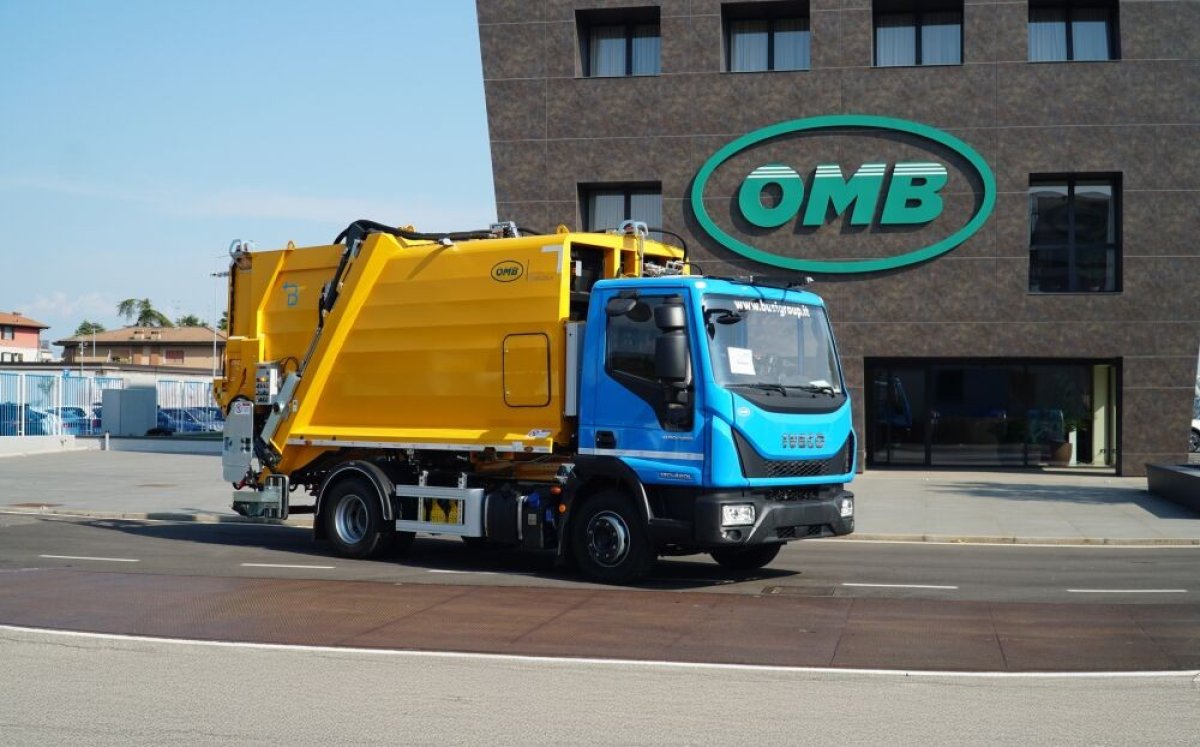 smieciarka-monolityczna-5