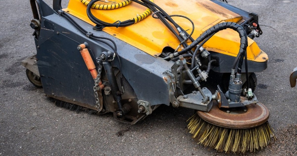 Zamiatarki ciągnione Cammello