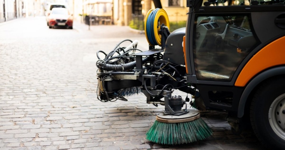 Zamiatarki ciągnione Hamarat