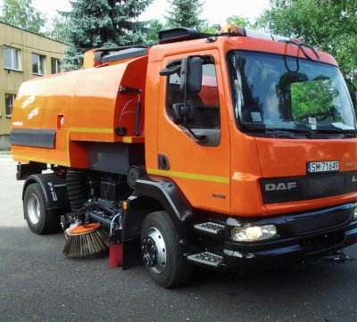 Zamiatarki podwoziowe 2